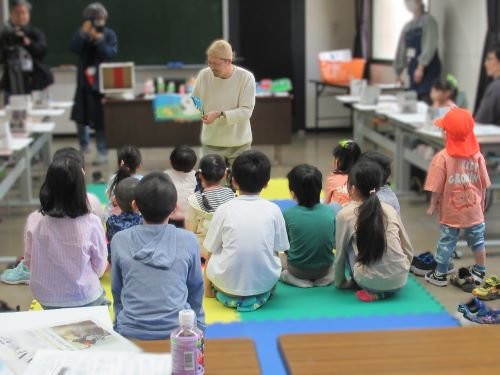 こぐれけいすけさん　よみきかせ