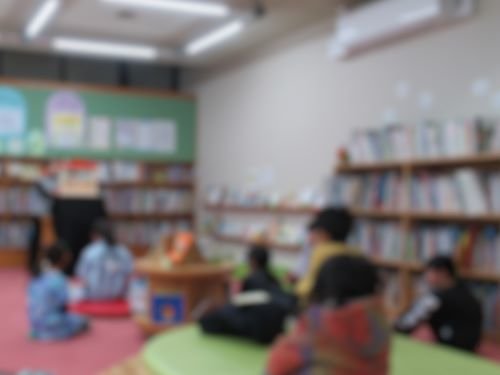 よみきかせのようす２